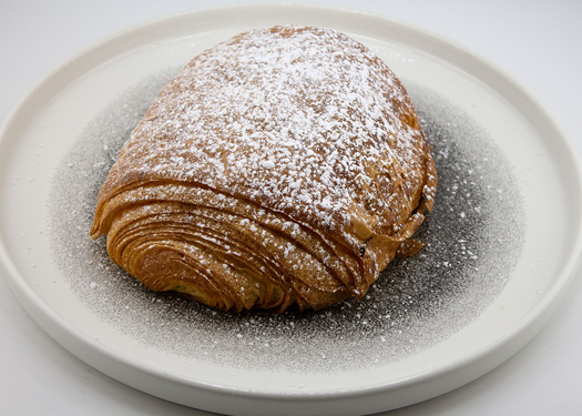 PAIN AU CHOCOLATE ROLL
